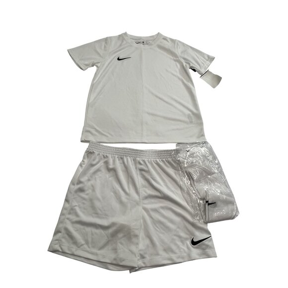Nike Dry Park Kit Shirt & Shorts Set in White - Picture 1 of 3